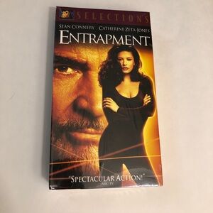 Entrapment VHS 2001 Sean Connery Catherine Zeta-Jones Sealed Fox Bottom Stamp